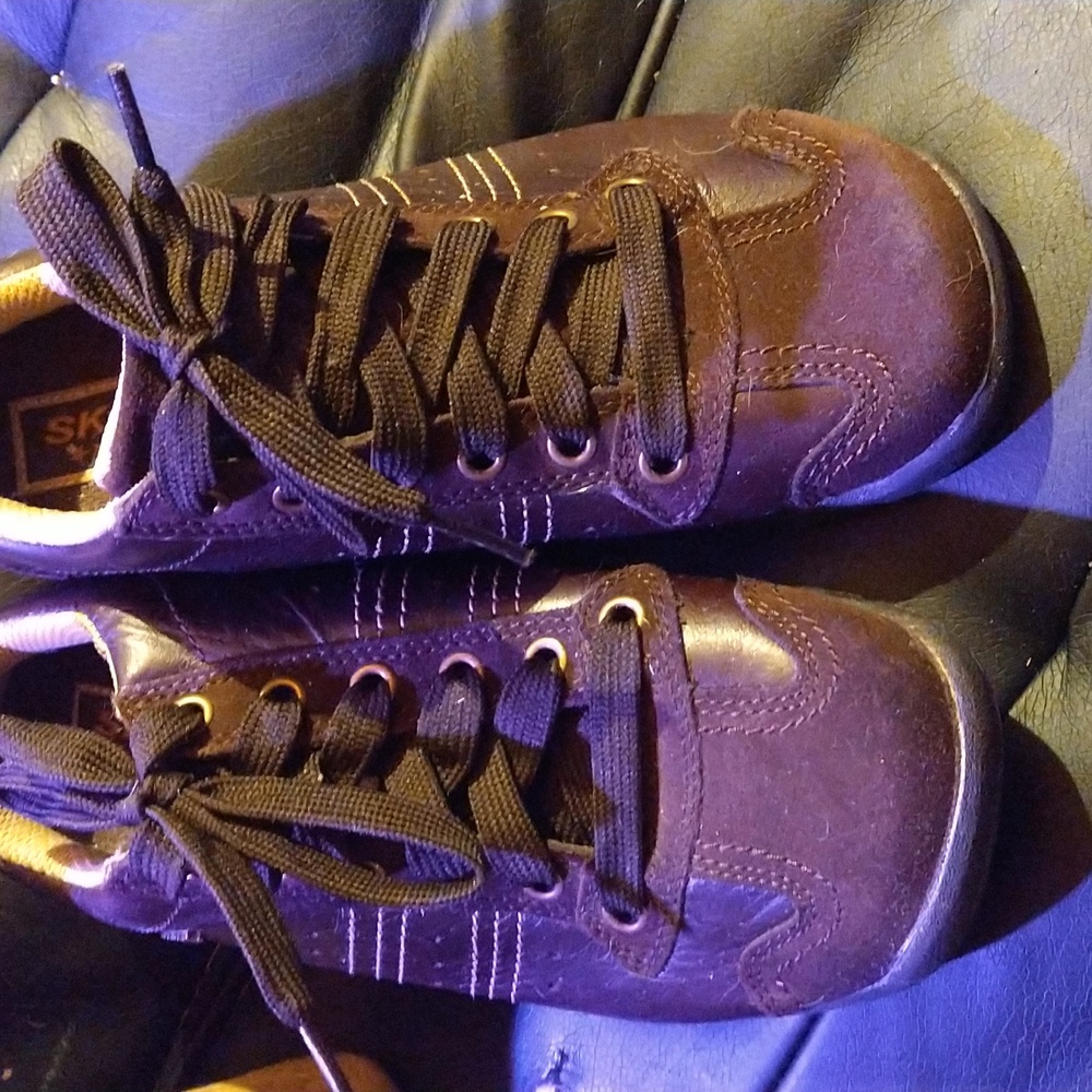 Brown leather Skechers size 7